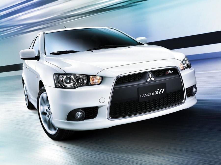  Mitsubishi Lancer iO 2012 года  (фото 4 из 12)
